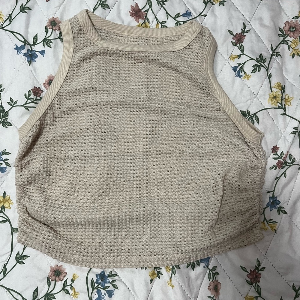 Women's Beige Sleeveless Cropped Top